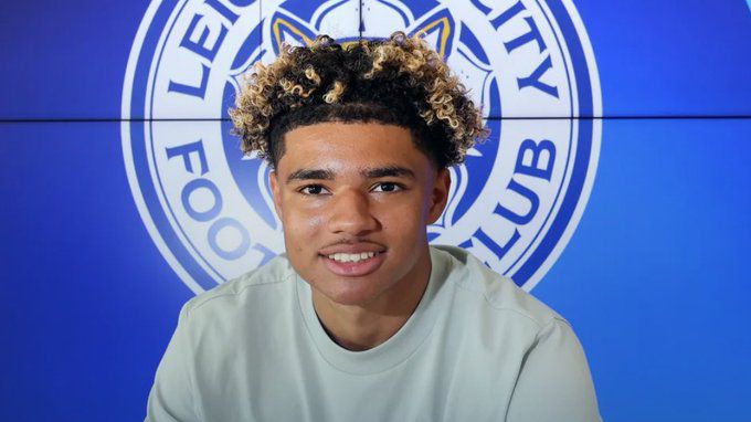 Oficial: Leicester contrata jovem médio ao Chelsea