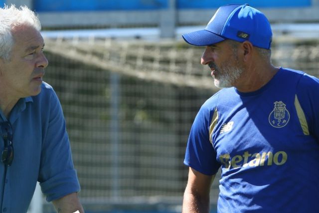 Jorge Costa quer «época tranquila» no FC Porto B