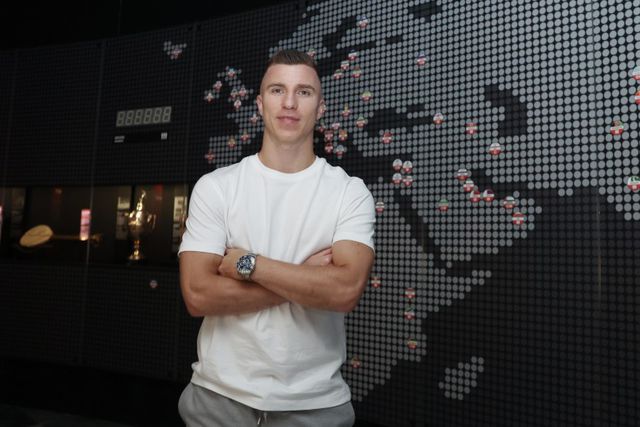 Chishkala despede-se do Benfica ao fim de cinco anos Foto: SL Benfica