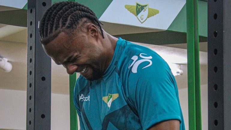 Moreirense: central apresenta-se e futuro segue incerto
