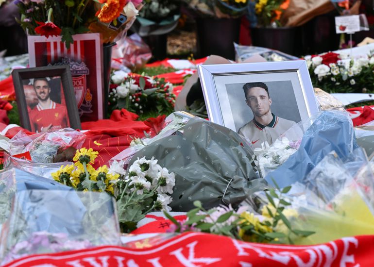 Liverpool homenageia Jota: «Esta cidade sabe como fazer o luto»