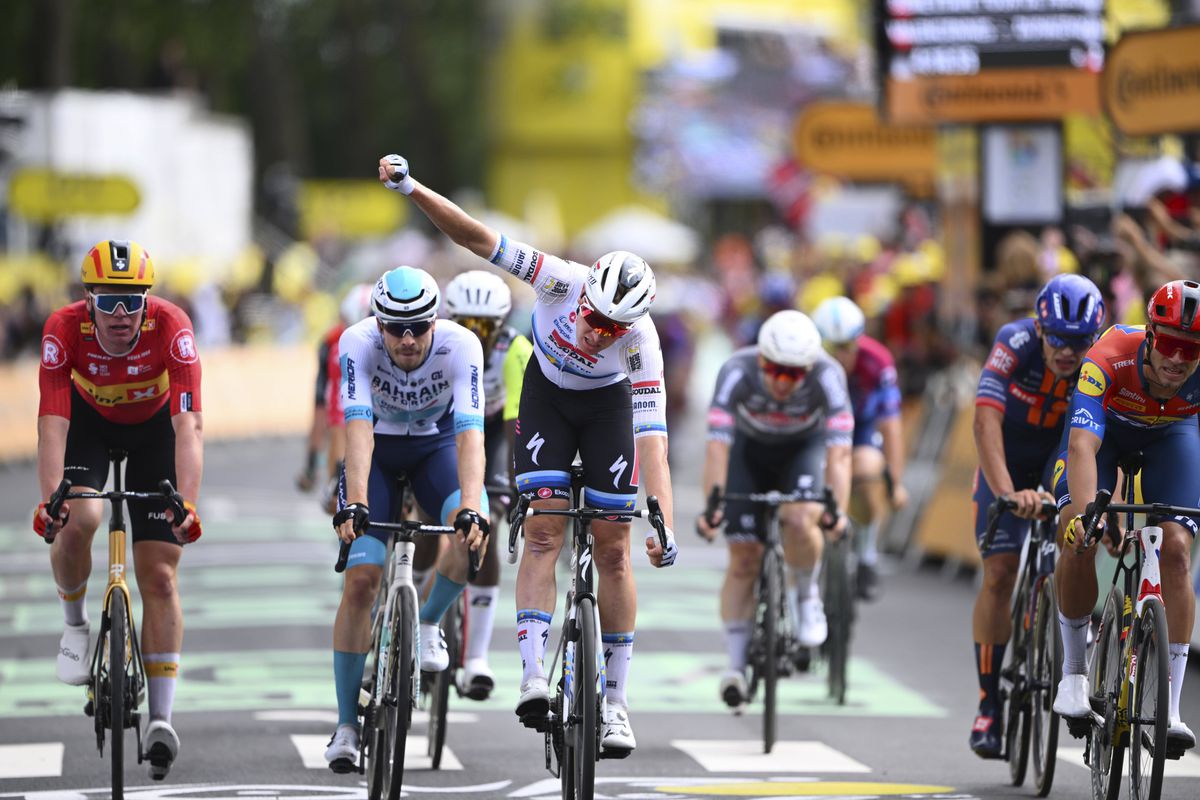 Tour 2025: Merlier vence no sprint, João Almeida cai um lugar na geral
