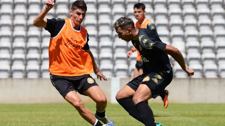 Nacional defronta Sporting em Alcochete