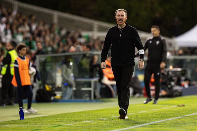 Oficial: Ian Cathro ao comando do Estoril até 2028