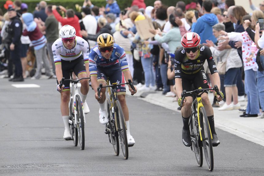 Pogacar, Remco Evenepoel e Vingegaard são os protagonistas quase diariamente no Tour