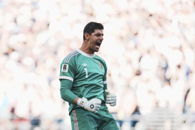Thibaut Courtois a celebrar a goleada da Bélgica aos EUA nos oitavos do Mundial 2026