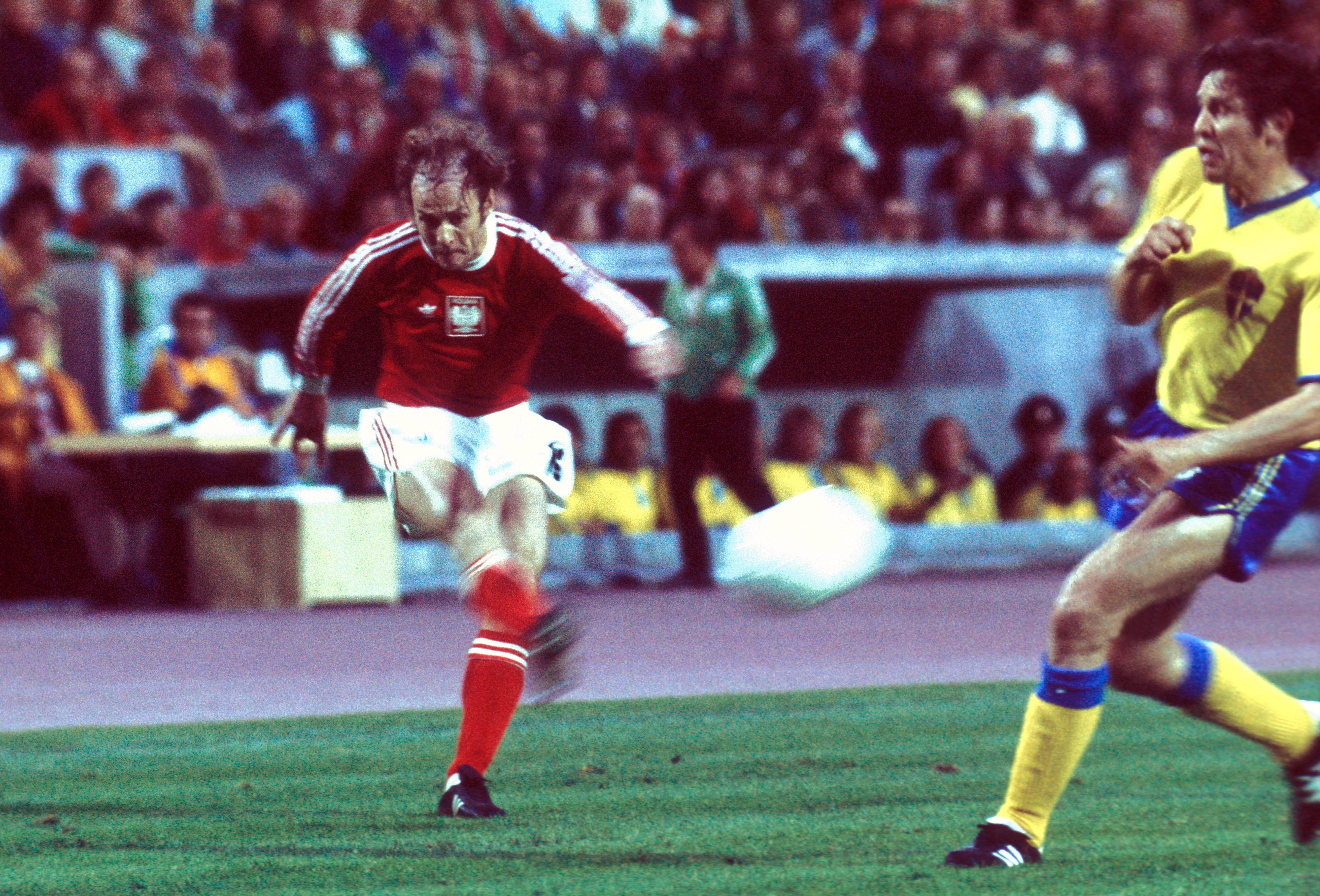 Grzegorz Lato, Polónia (1974, 1978 e 1982): sete assistências em 20 jogos.