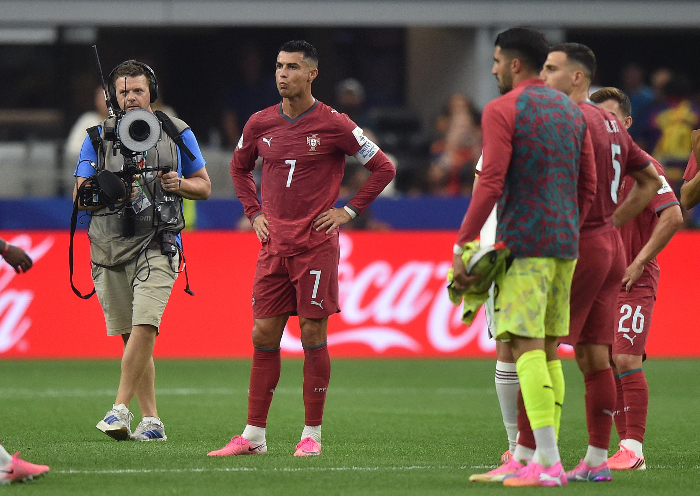 Portugal, 2026: a qualidade individual era inegável, Pedro Proença apontou às meias-finais, mas o jogo com o Uzbequistão (5-0) foi o único que encheu as medidas. Após o teste sufocante com a Croácia, a Espanha foi inultrapassável (Miguel Nunes)