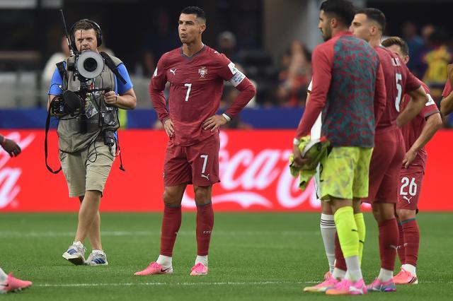 Cristiano Ronaldo no final do Espanha-Portugal. Foto MIGUEL NUNES