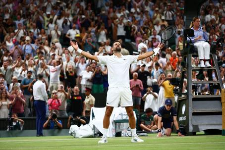 Djokovic nas meias-finais de Wimbledon após mais de 5 horas de batalha épica