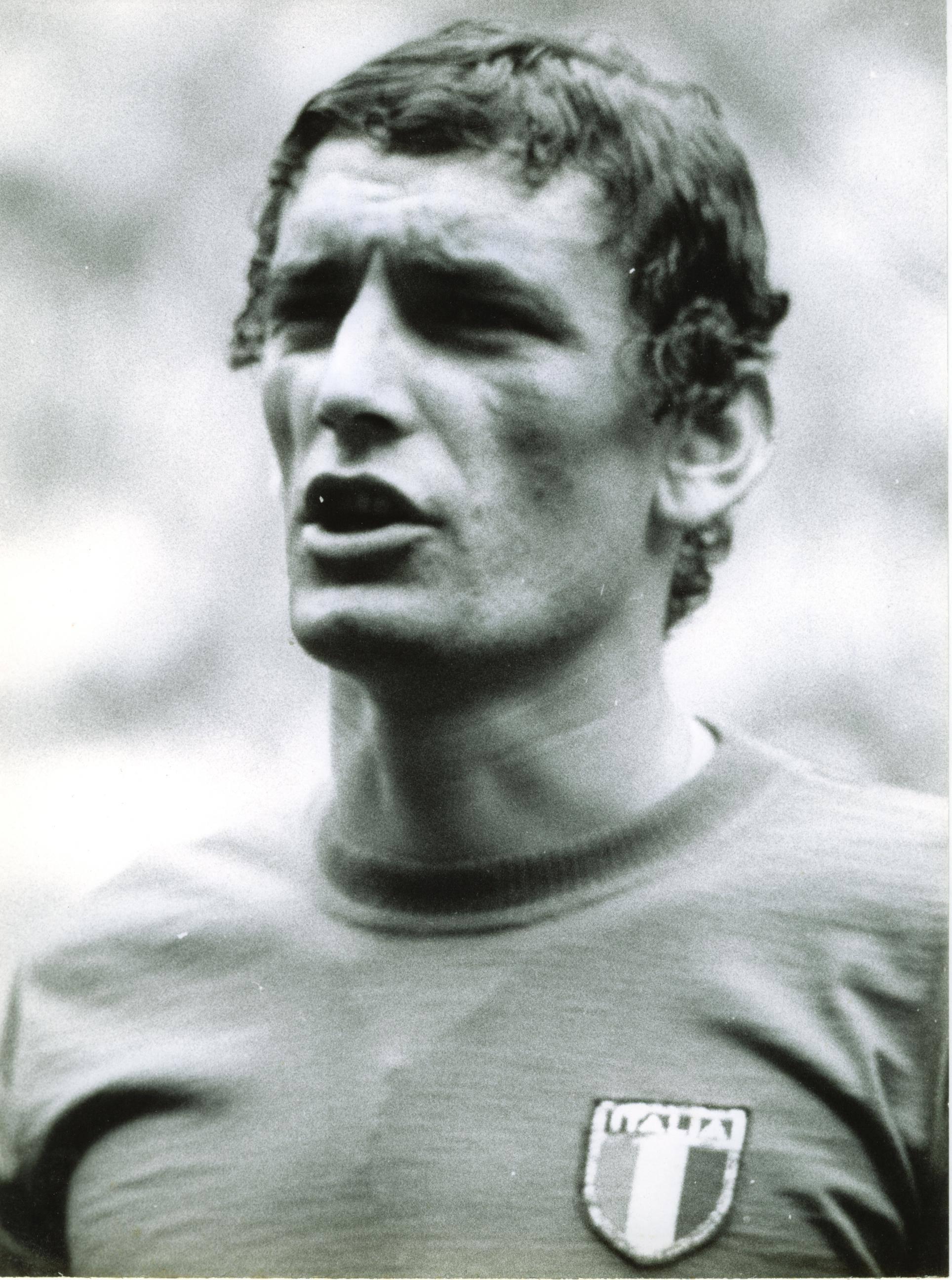 6. Luigi Riva (Itália) - 14 golos em 8 jogos