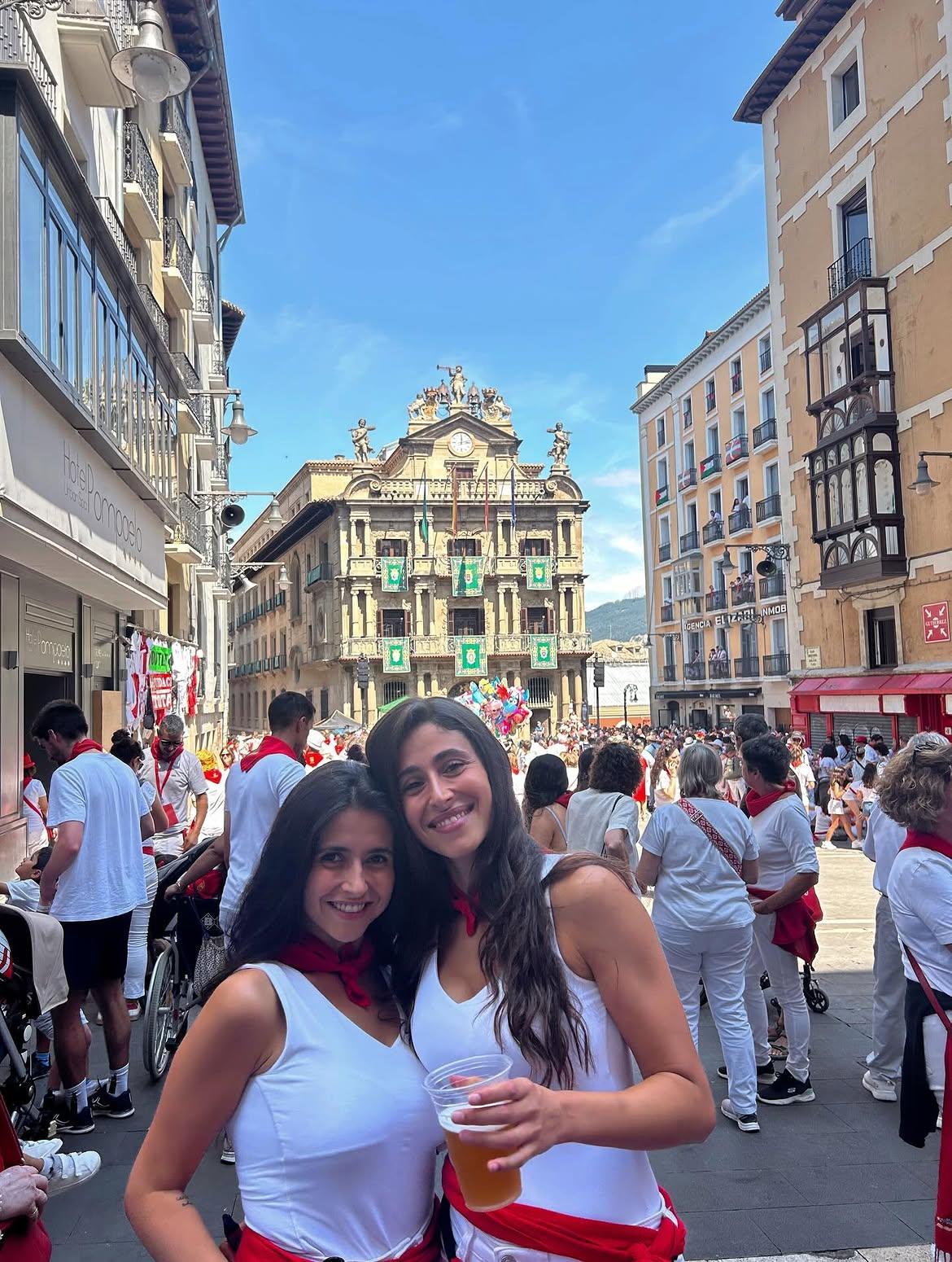 Instagram Lola Liberal
