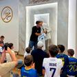 Amar Dedic visitou comunidade islâmica de Graz, Áustria — Foto: Sead Kumro/Instagram
