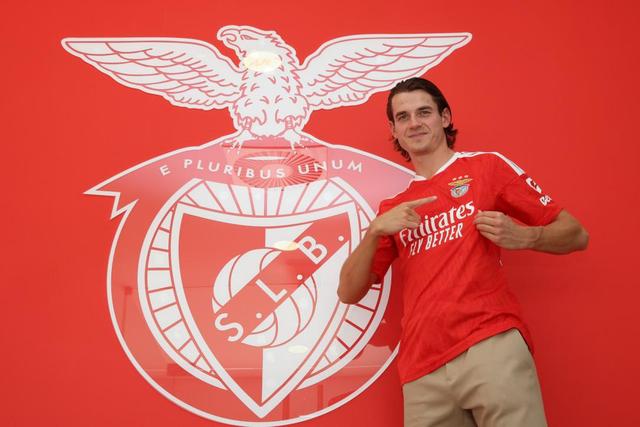Jakub Kaminski - SL Benfica