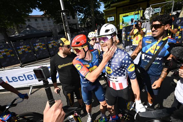 Tour: Para o vencedor Pedersen, colegas «Vacek e Simmons foram umas máquinas»