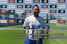 Farioli: «As exibições de Diogo Costa não foram assim tão boas...»