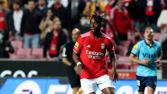 «Benfica está a tentar compensar o investimento que fez em Meité»