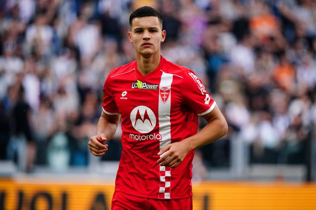 Oficial: Carboni é jogador do Marselha