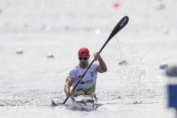 Canoagem: Fernando Pimenta avança para as 'meias' em K1 1000m