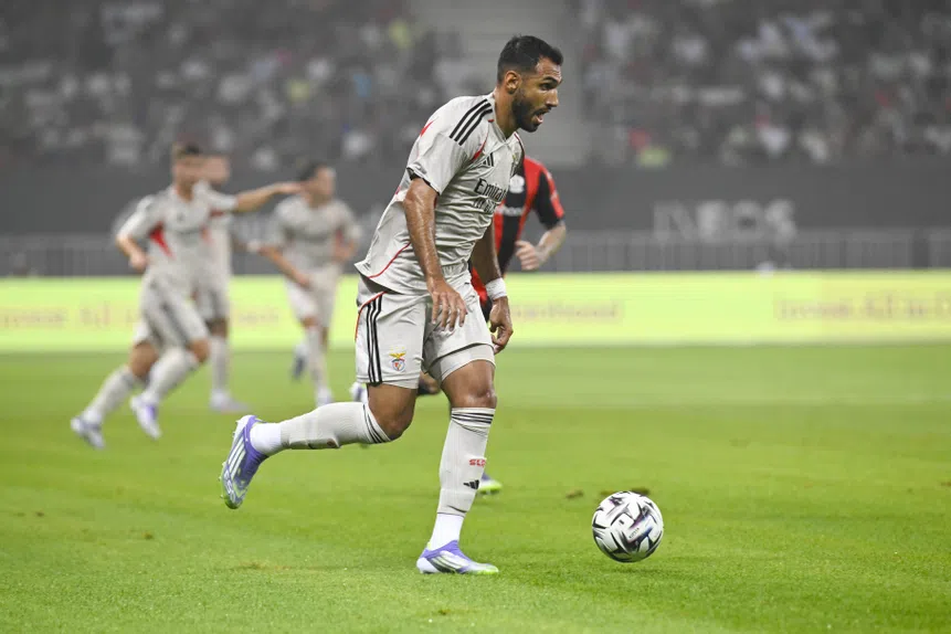 Newcastle ataca Pavlidis! Guerra declarada