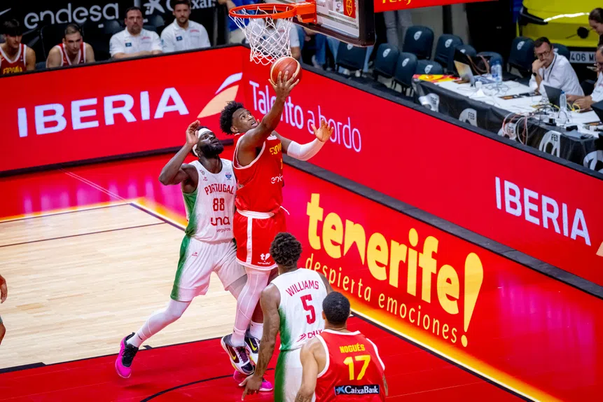 Portugal ao tapete! Espanha B não perdoa