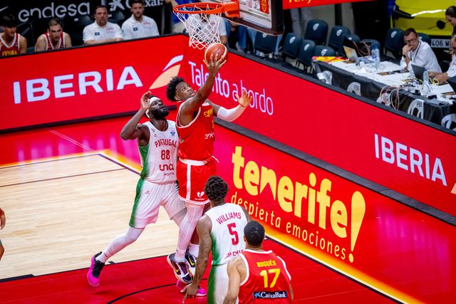 Portugal perde com Espanha B em Málaga