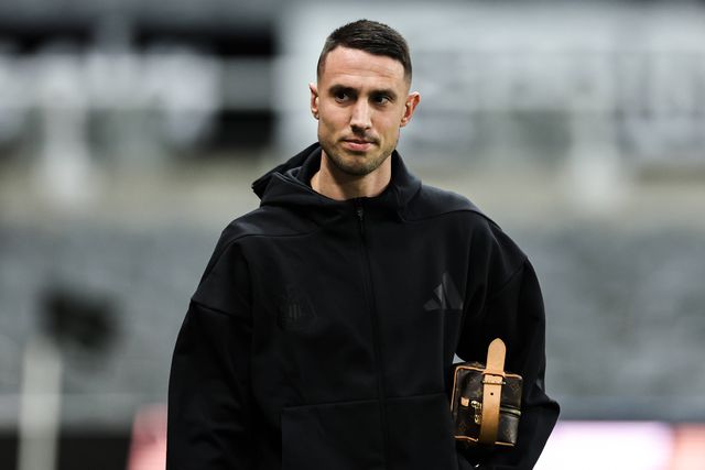 Odysseas Vlachodimos não tem espaço no plantel de Eddie Howe