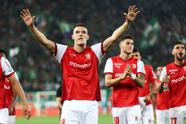 Esquerdino não entrava nas contas de Carlos Vicens, o novo treinador dos guerreiros do Minho