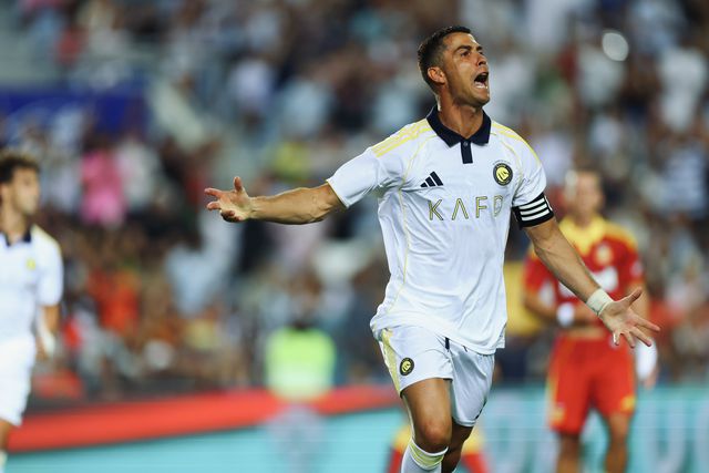 Cristiano Ronaldo imparável assina 'hat-trick' no Algarve (vídeos)