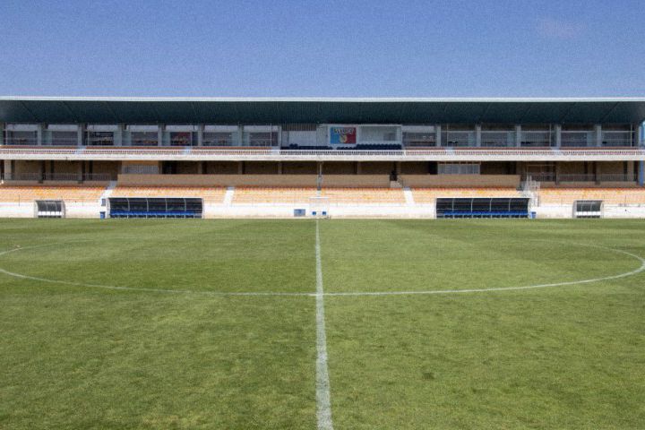 Estádio do Alverca foi licenciado pela Liga após a remodelação de que foi alvo
