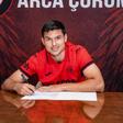 Jesús Ramírez assinou por 3 épocas com outra de opção. - Foto: Corum FK