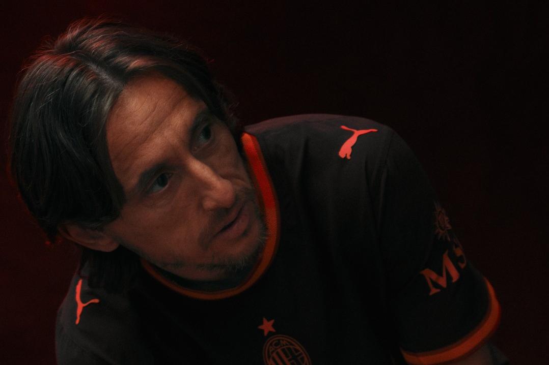 Modric com o novo equipamento - Foto: Milan
