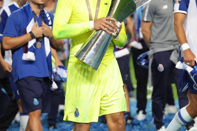 «Se Diogo Costa não sair é a melhor contratação que o FC Porto podia ter»