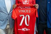 Vinícius Lopes prolongou a ligação ao Santa Clara até 2029. -Foto: SANTA CLARA