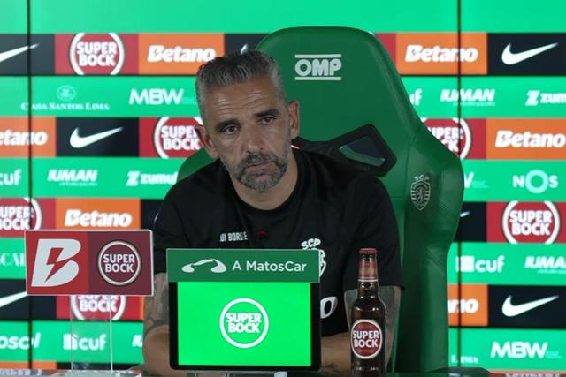 «Suárez teve uma época bastante desgastante, teve Mundial e o corpo paga»