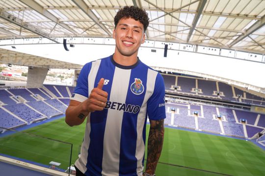 Jorge Sánchez: «Vou esforçar-me para ganhar títulos no FC Porto»