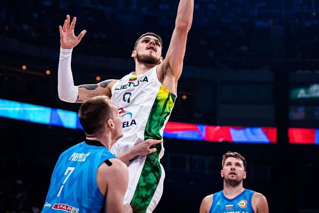 Lituânia derrota Eslovénia no Mundial de basquetebol