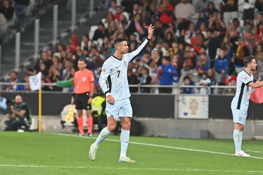 Roberto Martínez fala do «feito incrível» de Cristiano Ronaldo