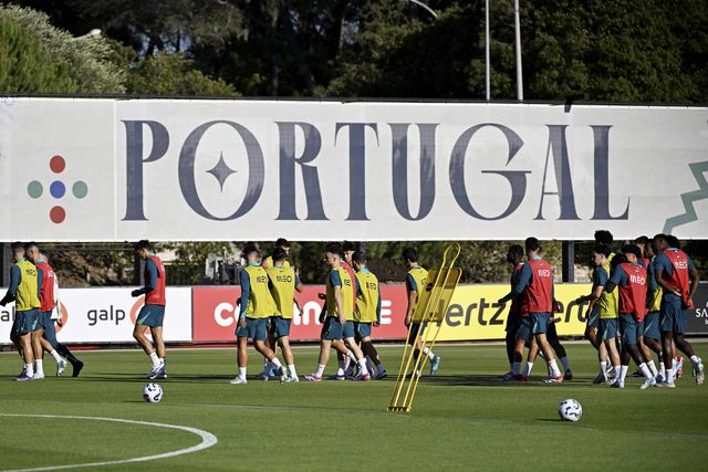 Seleção sem limitações antes do embate com a Escócia