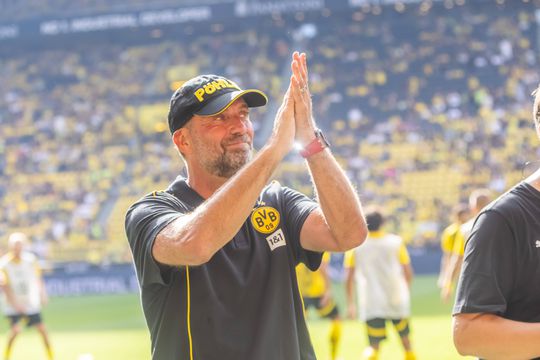 Klopp de novo no banco do Borussia Dortmund