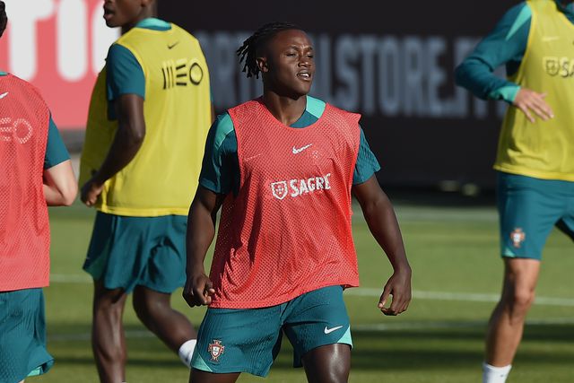 Portugal-Escócia: Quenda pode tornar-se no internacional mais novo de sempre