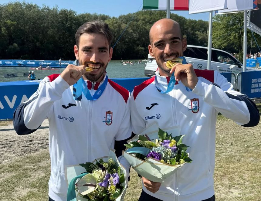 Ricardo Coelho e Rui Lacerda campeões (Foto: Federação Portuguesa de Canoagem/Facebook)