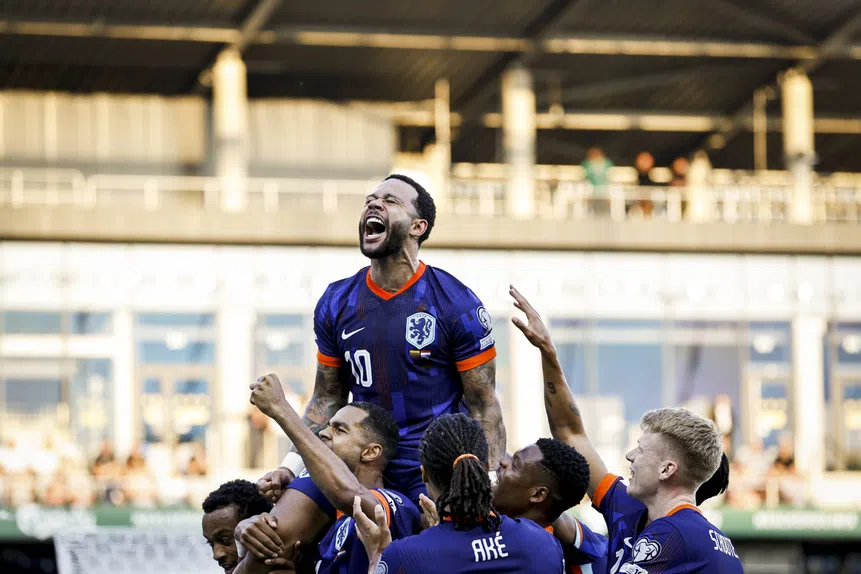 Depay! Rei dos golos na Holanda