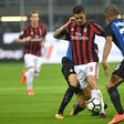 André Silva com o 9 do Milan (IMAGO)