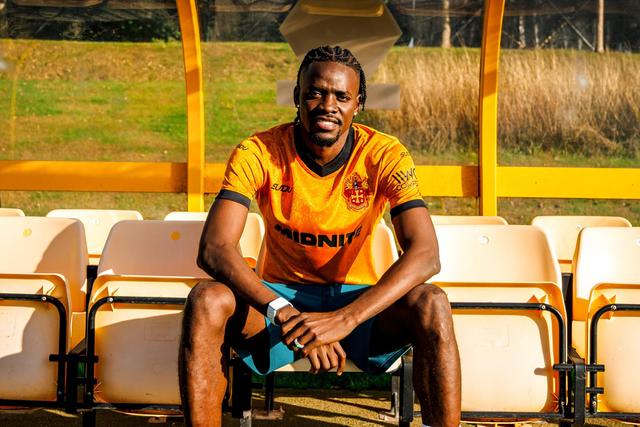 Bertrand Traoré, extremo de 31 anos - Foto: Wolverhampton