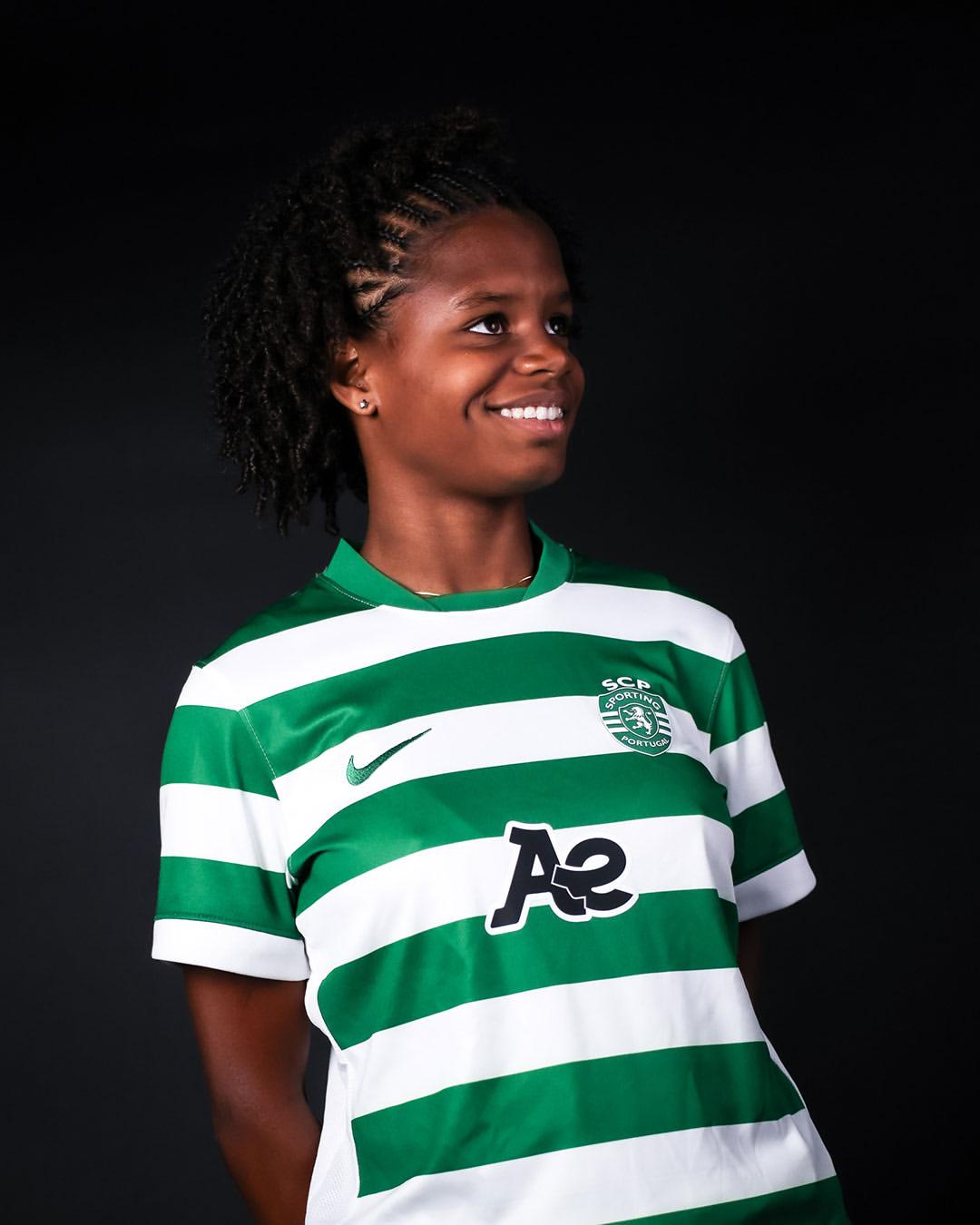 Maísa Correia, 19 anos, avançada do Sporting