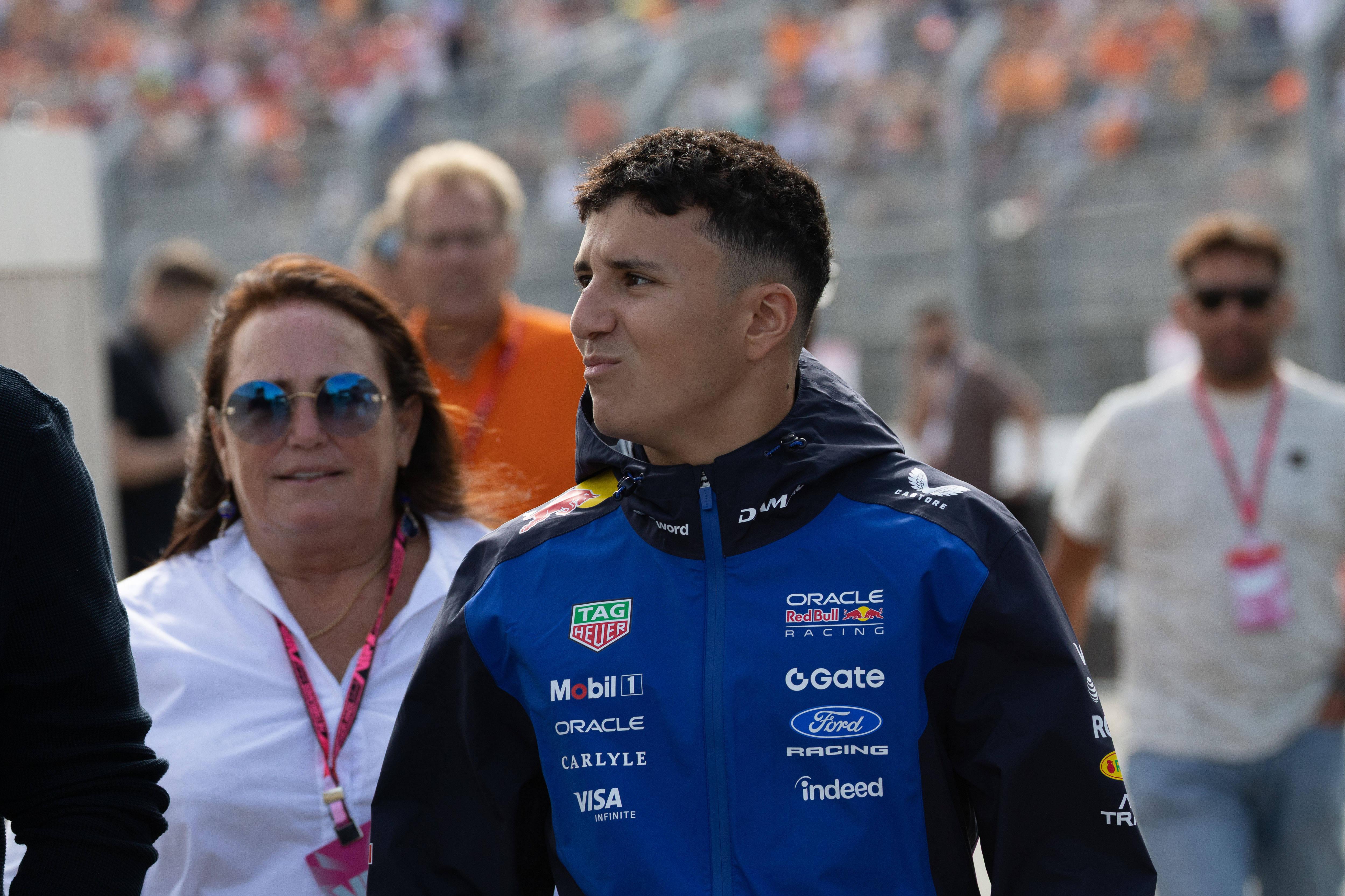 Isack Hadjar a apoiar a Red Bull em Zandvoort, Países Baixos