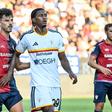 Serie A: Zé Pedro derrota Tiago Gabriel e Danilo Veiga