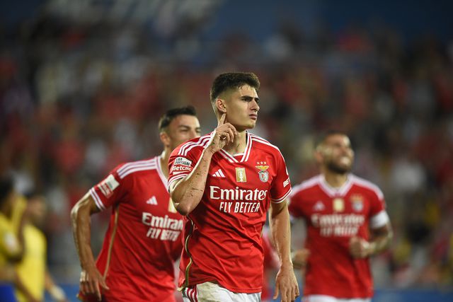 António Silva dá vitória e... liderança ao Benfica