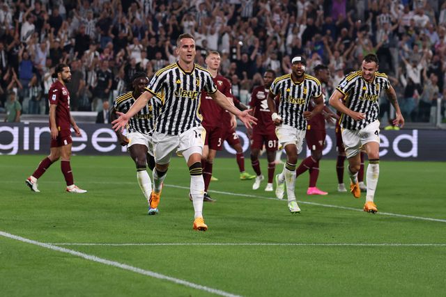 Juventus regressa às vitórias e sobe ao pódio (veja os golos)